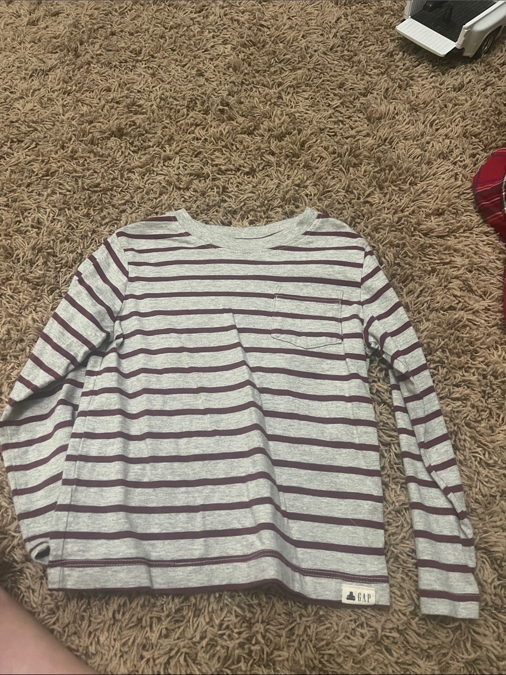 GAP Gray & Maroon Striped Long-Sleeve Pocket Tee